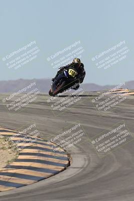 media/Oct-04-2025-CVMA (Sat) [[408bcdd6e4]]/Race 5-Amateur Formula Middleweight/